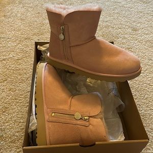 Brand new uggs